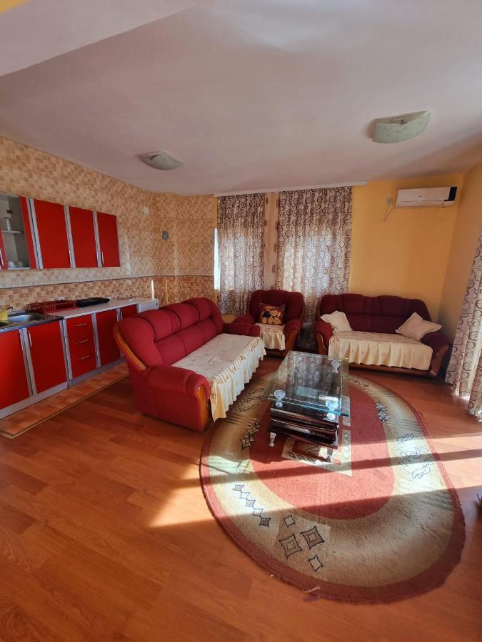 Grandino Holiday Rooms&Apartments Ulcinj Exteriör bild