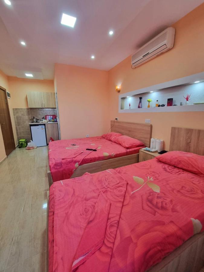 Grandino Holiday Rooms&Apartments Ulcinj Exteriör bild